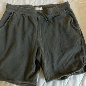 Old navy shorts jersey shorts size L